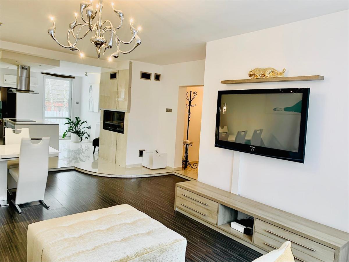 Apartamenty Vip Ustka Buitenkant foto