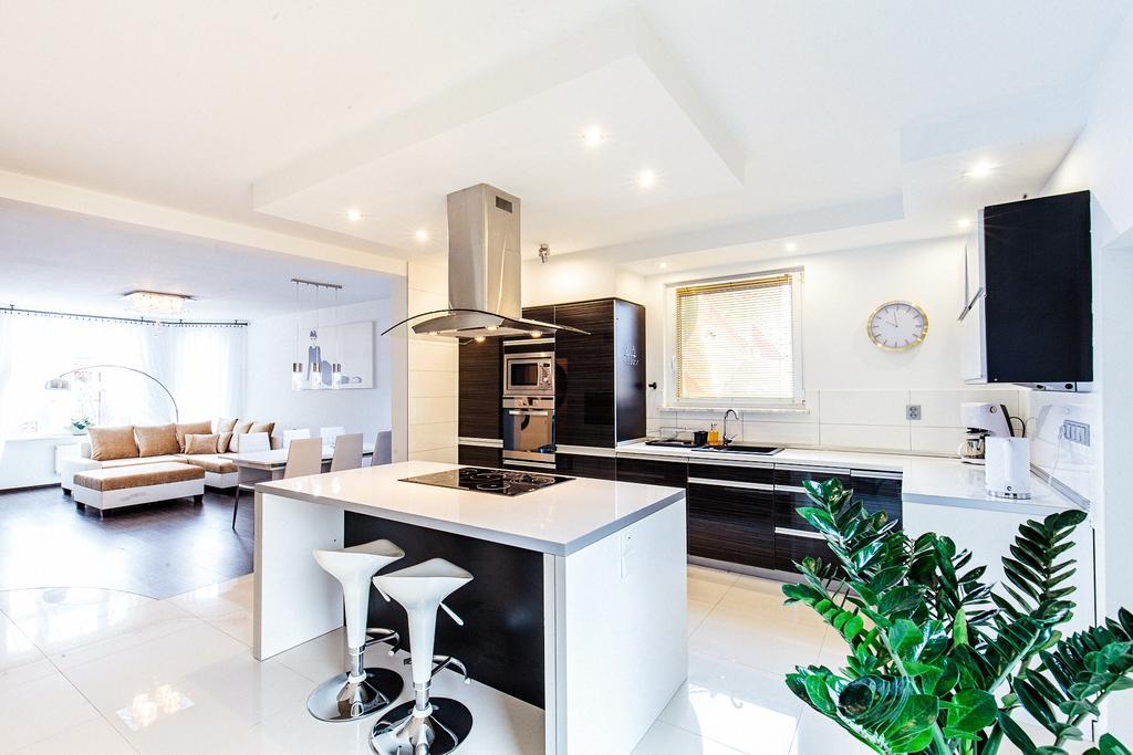 Apartamenty Vip Ustka Buitenkant foto
